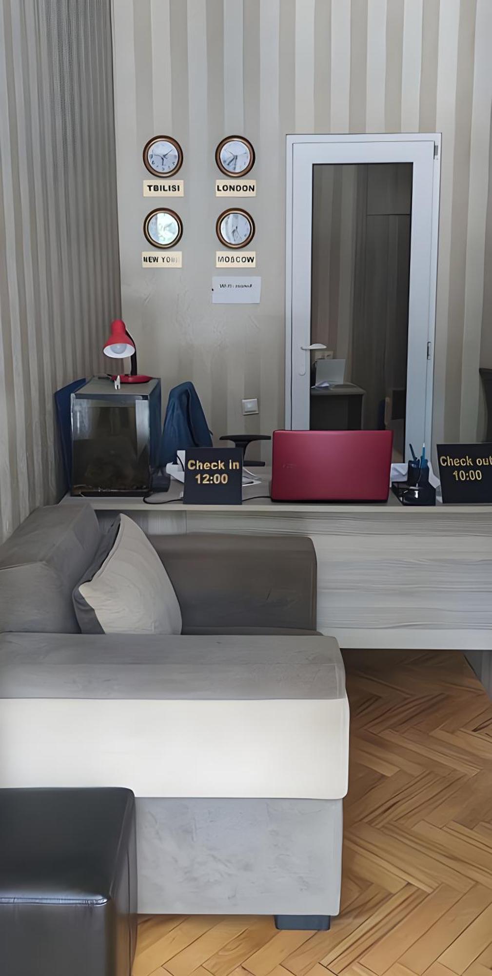 טביליסי Hotel A&K מראה חיצוני תמונה