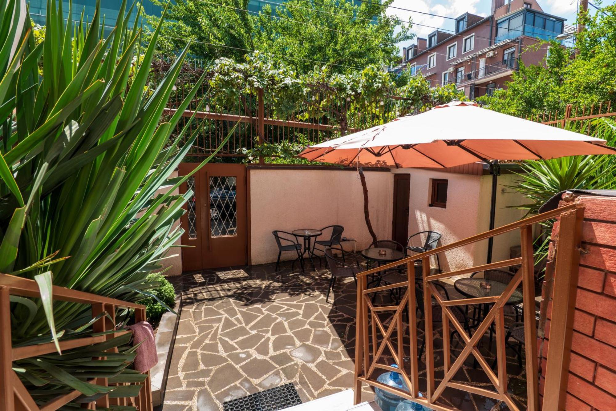 טביליסי Hotel A&K מראה חיצוני תמונה
