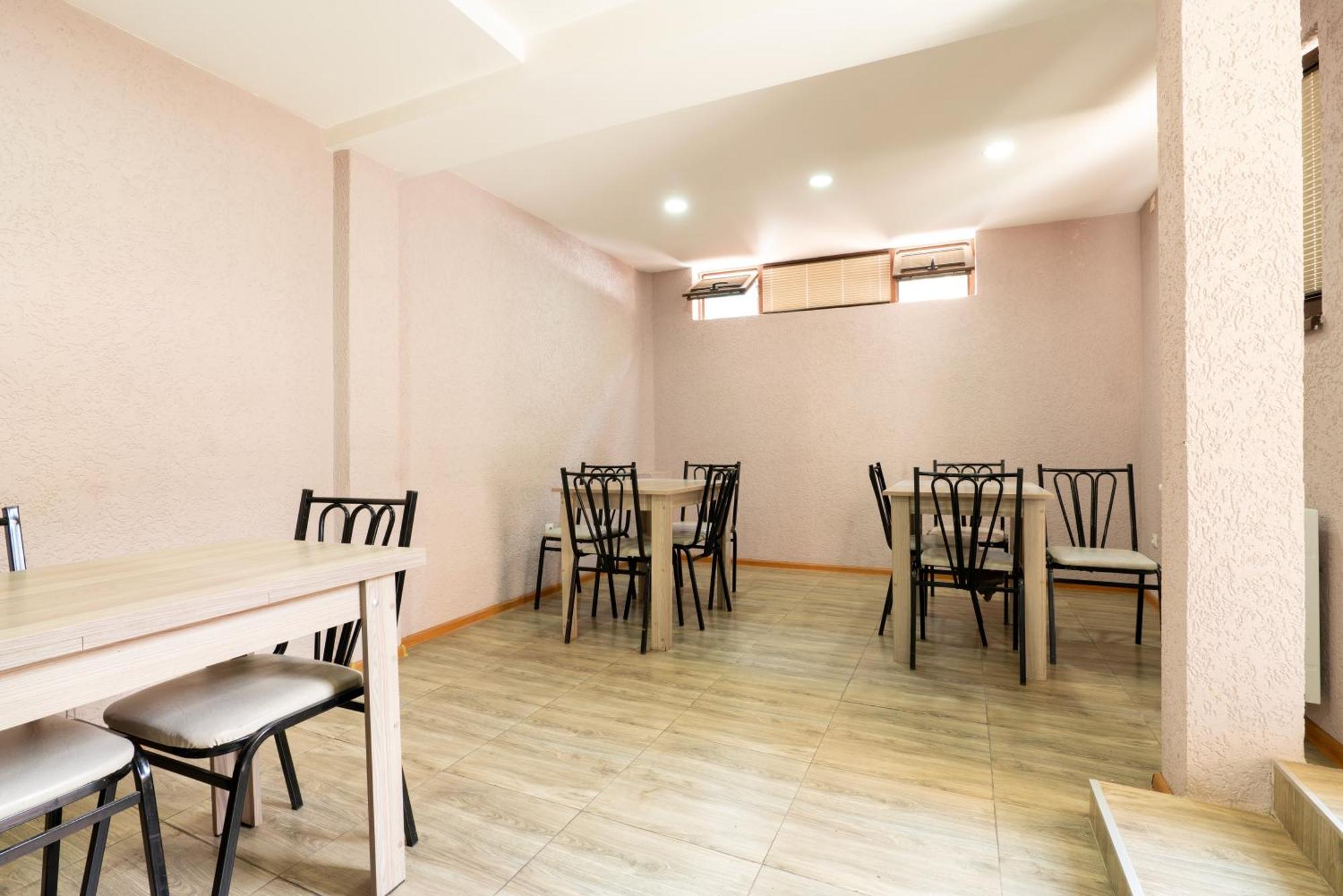 טביליסי Hotel A&K מראה חיצוני תמונה
