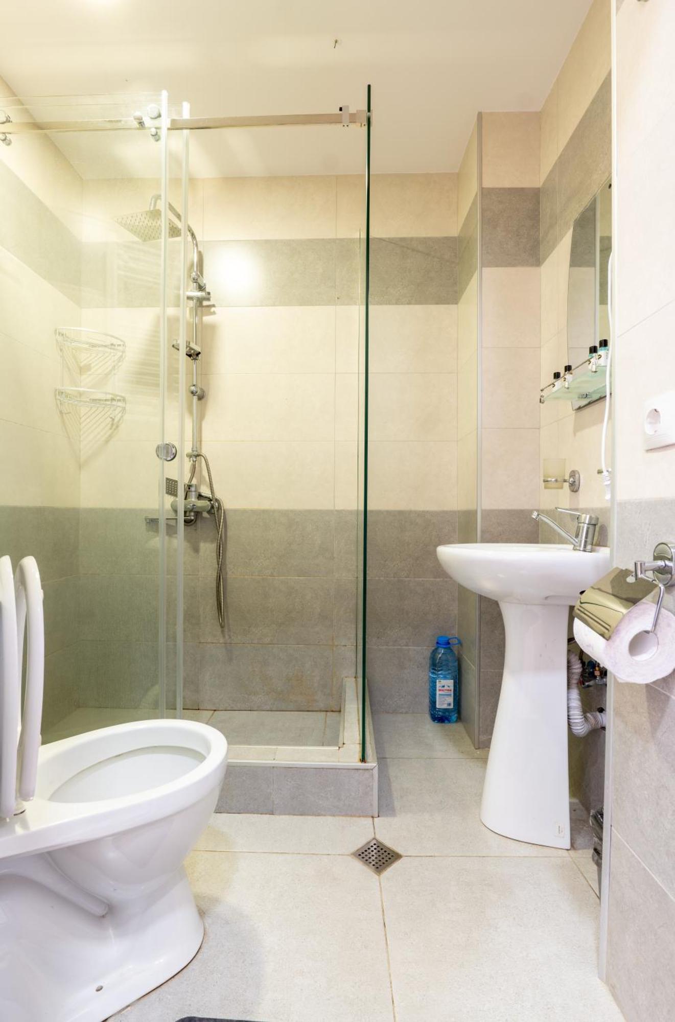 טביליסי Hotel A&K מראה חיצוני תמונה